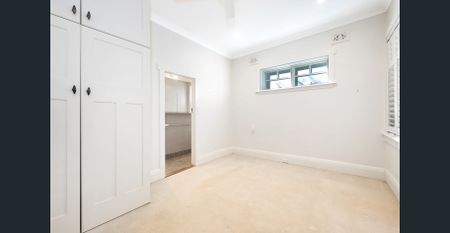 Character Home with North Facing Garden - Photo 3