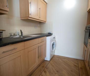 2 Bed Flat To Let on Centenary Mill, New Hall Lane, Preston - Photo 6