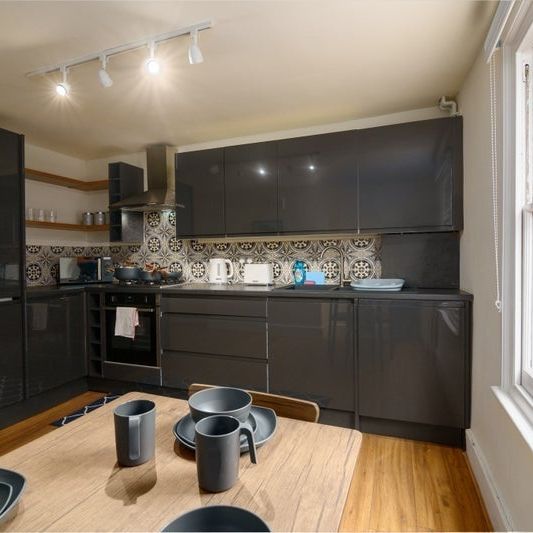 Room in a Shared Flat, Douglas Road, NW6 - Photo 1