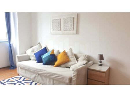 2 room luxury Flat for rent in Cais do Sodre, Lisbon - Photo 3