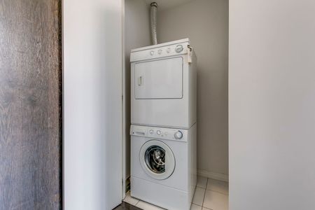 For Lease - 770 Bay Street Unit# 202, Toronto, Ontario - Photo 3