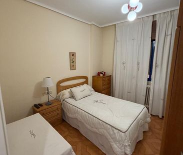 Piso de alquiler en Feria - Photo 4