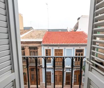 Carrer dels Àngels, Valencia, Valencian Community 46011 - Photo 1
