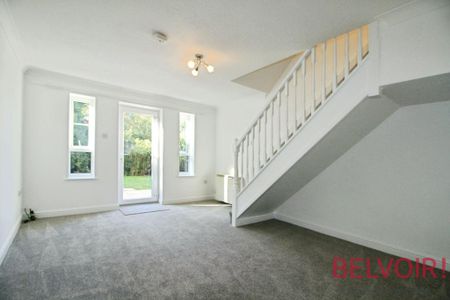 2 bedroom semi-detached house to rent - Photo 3