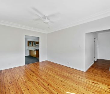 Three Bedroom Home - Photo 2