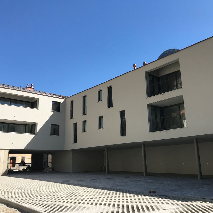 AFFITTASI A LODRINO ELEGANTE APPARTAMENTO DI 3.5 LOCALI - Foto 1