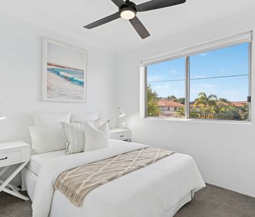 Spacious, stylish & superbly located - Photo 3