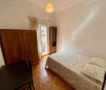 Calle de Málaga, Madrid, Community of Madrid 28003 - Photo 4