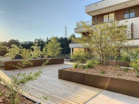 3½ PIÈCES - Récent avec un balcon ! - Photo 4