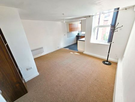 Gorton Road, Stockport, Cheshire, SK5 - Photo 2