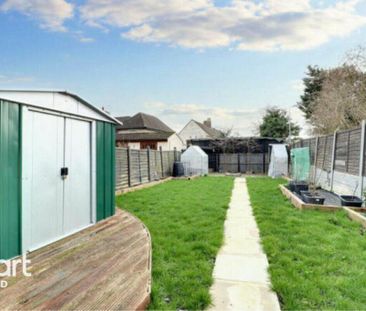 4 bedroom detached house to rent - Photo 6