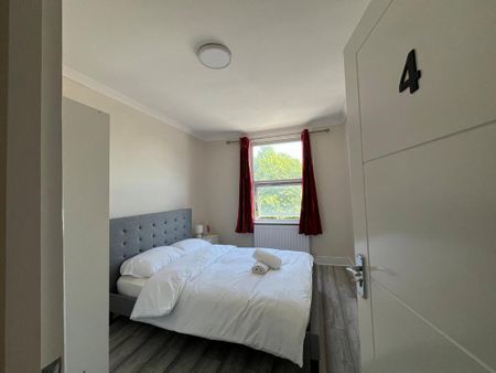 4 bedroom maisonette to rent - Photo 4