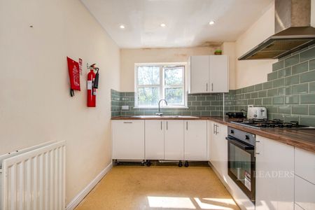 4 bedroom house to rent Ingles Drive, Worcester, Worcestershire, WR2 - Photo 3