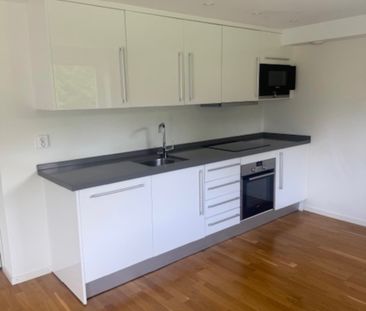 Gryningsvägen, Floda - Photo 1