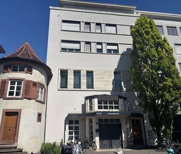 Helle Dachwohnung mit Blick über Basel - Foto 6