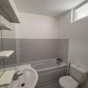 Location Appartement 1 pièce 35m² ILLZACH 68110 - Photo 2