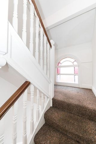 Headingley Avenue, Leeds - Photo 2