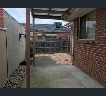 3/51 McIntosh Street, Airport West, Vic 3042 - Photo 1