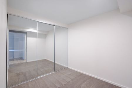 704/65 Cooyong Street, Braddon - Photo 3