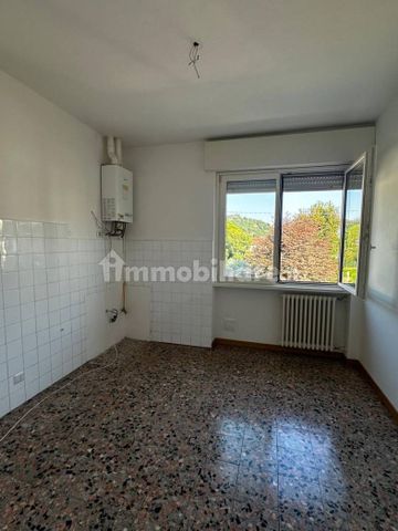 Trilocale via Carlo Besozzi 15, Centro, Gavirate - Photo 3