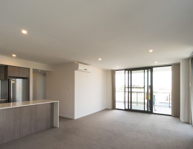 PERFECT 2x2 APARTMENT IN THE HEART OF PERTH - Photo 1