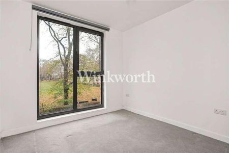 Frobisher Road, London, N8 - Photo 5