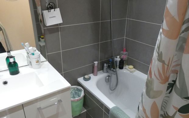 Appartement à louer 3 pièces • 60,69 m2 Saint-Genis-Laval - Photo 1