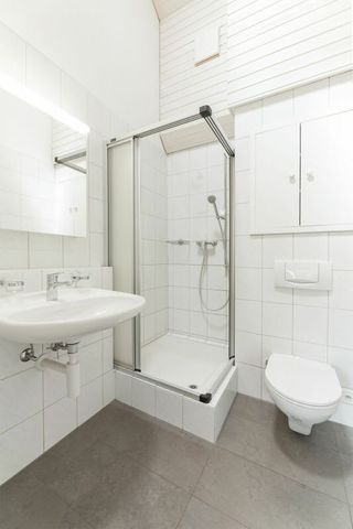 4.5 Zimmer, 132 m², 3. Stock - Photo 5