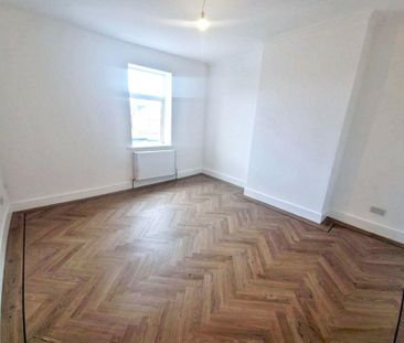 Regent Road, Gosforth, Newcastle upon Tyne, Tyne and Wear, NE3 1ED - Photo 4