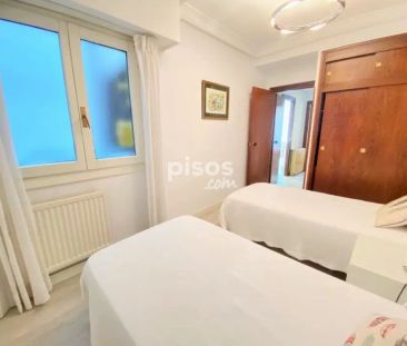 Piso en alquiler en Calle de la Marina - Photo 5