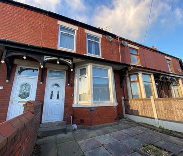 1 bedroom in a house share to rent - Photo 5