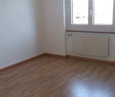 Appartement de 4 pièces au 2ème étage - Photo 2