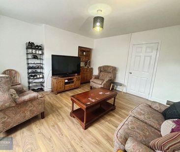 3 bedroom House To Let - Photo 1