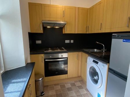 1 bedroom flat to rent - Photo 5