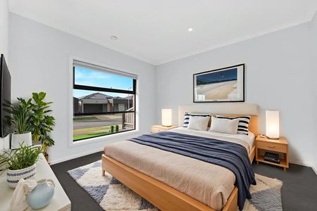 Stunning and Modern 4-Bedroom Home in Mickleham - Photo 5