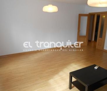 Piso de alquiler en Calle Casiopea, Sur - PAU 4 - Photo 4