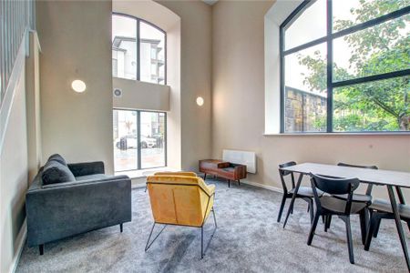 2 bedroom duplex to rent - Photo 2