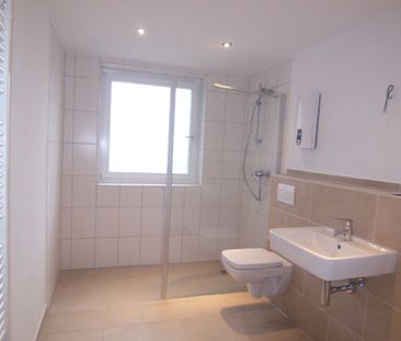 Komfortables Wohnen im Erdgeschoss: Modernisierte 3-Zimmer-Wohnung ... - Foto 4