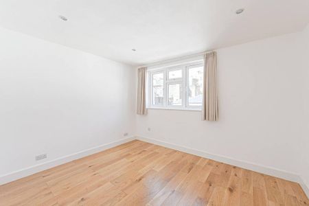 4 bedroom house to rent - Photo 3