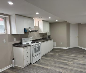 For Lease - 12 Spalding Gate, Brampton, Ontario - Photo 3