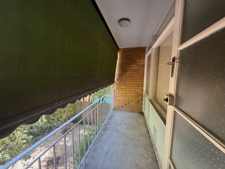 Great Location apartment - Photo 4