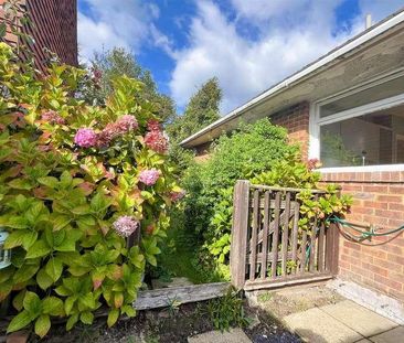 Balcombe Green, Sedlescombe, TN33 - Photo 1