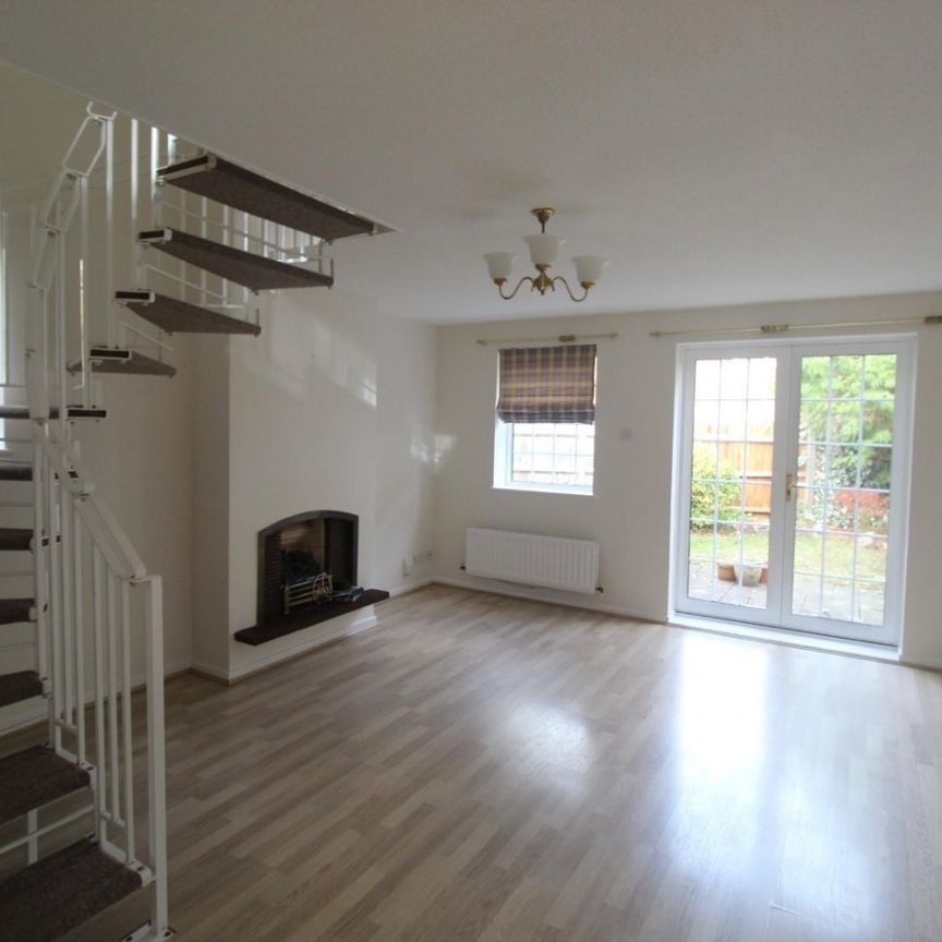 2 bedroom House To Let - Photo 1