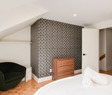 2054 Rue St-Denis #B - Photo 2