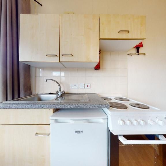 Flat share to rent - Photo 1