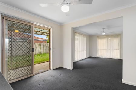 14 Briardale Drive, Werribee. - Photo 5