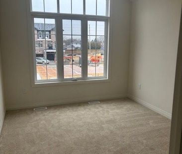 For Lease - 54 Wakely Crescent Unit# Lot 18, Clarington, Ontario - Photo 1