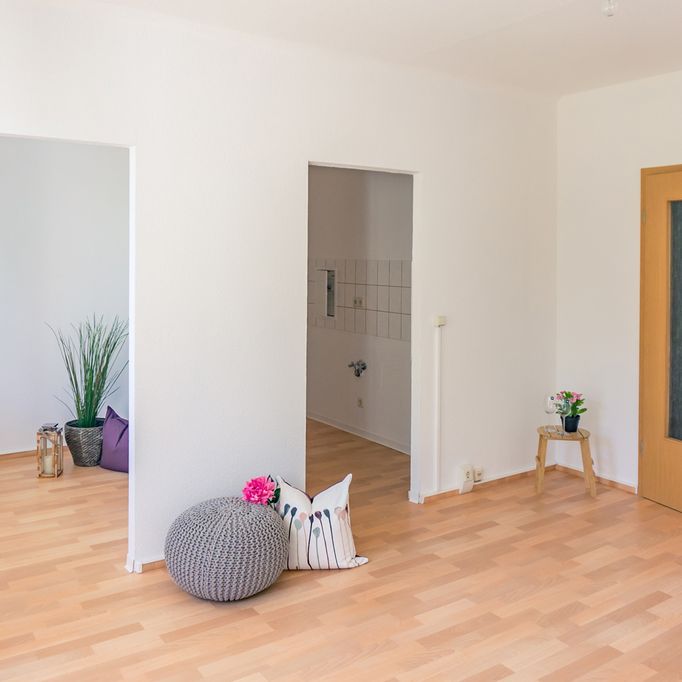 1-Raum-Wohnung mit Einbauküche und Balkon - Photo 1