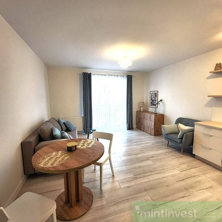 Wynajmę kawalerkę z balkonem i miejscem postojowym - Фото 1