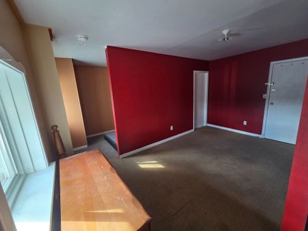 For Lease - 8 Wellington Street Unit# 2, Kawartha Lakes, Ontario - Photo 2